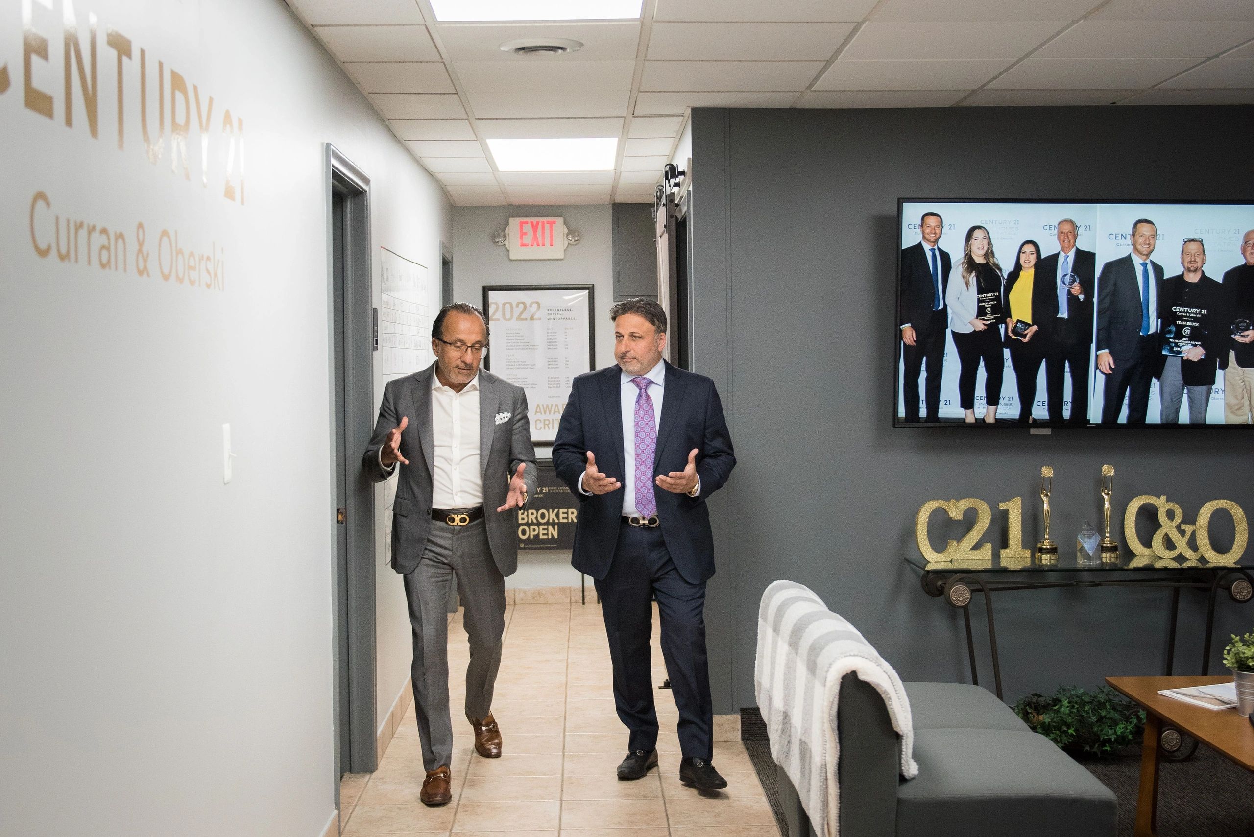 Contact CENTURY 21 Curran & Oberski